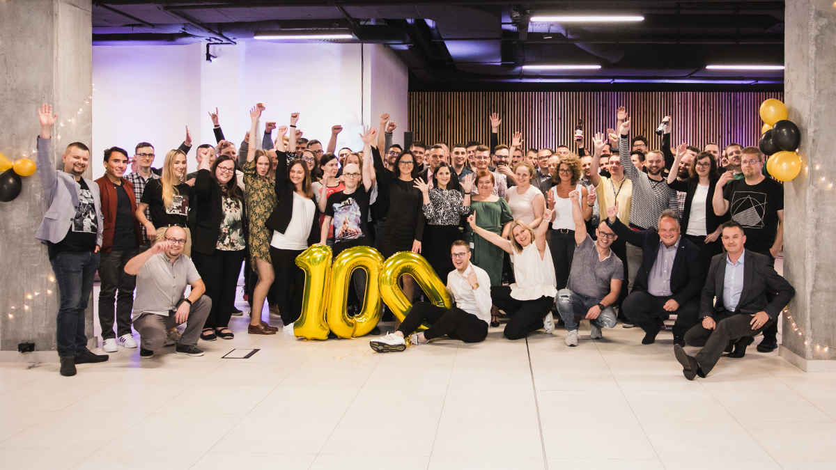 100 pracowników bydgoskiego odzziału firmy Sii